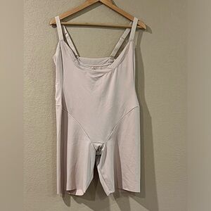 Maidenform singlet body shaper XXL